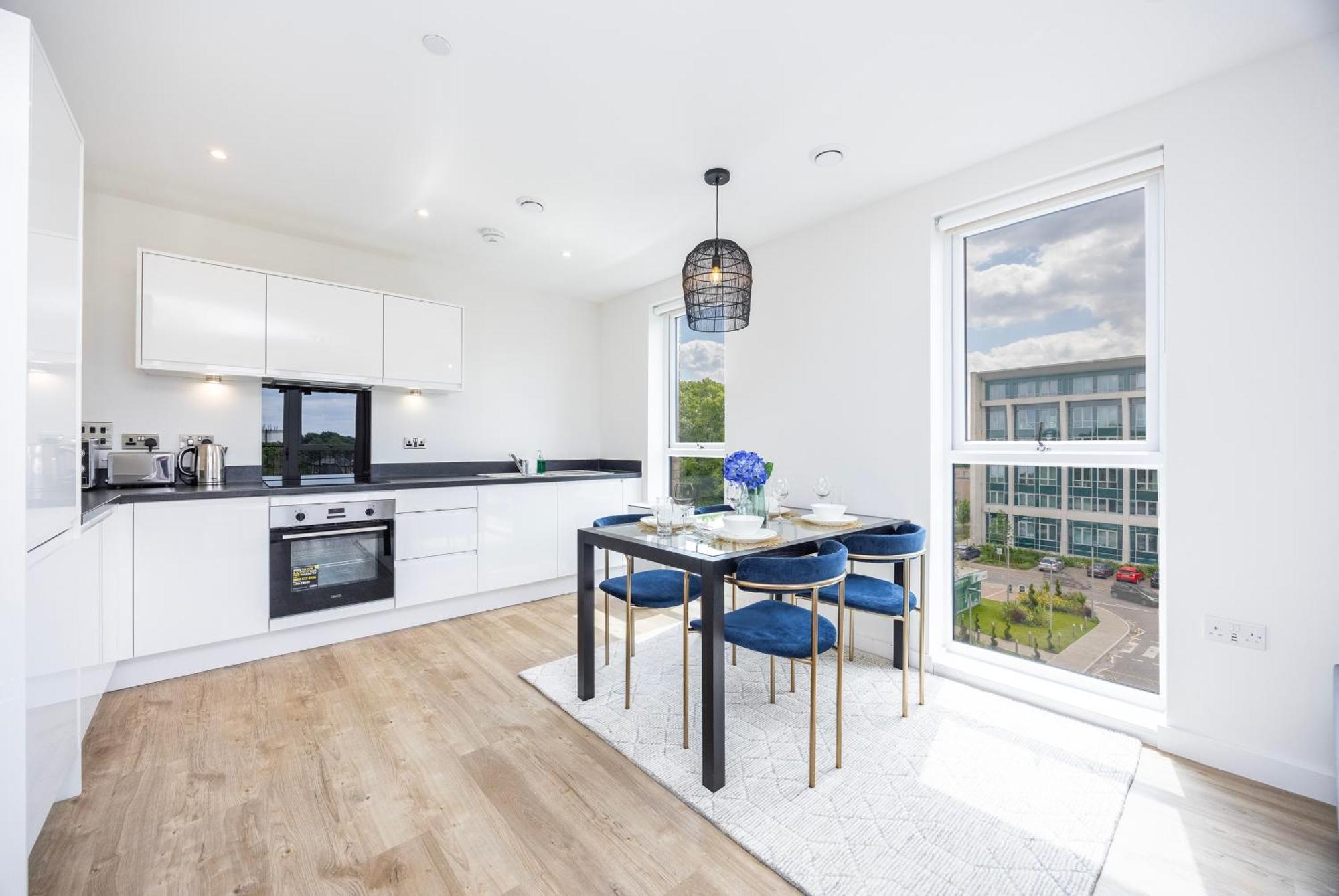 Brentwooddelight Apartment